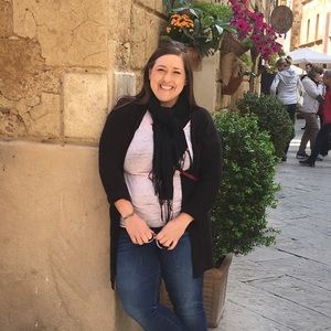 Meet your Posher, Andrea